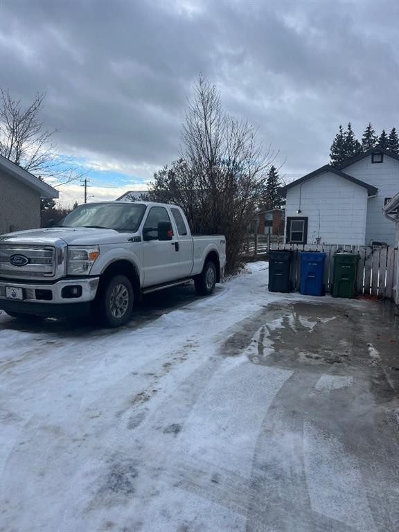 5707 57 Avenue, Red Deer, AB - Outdoor