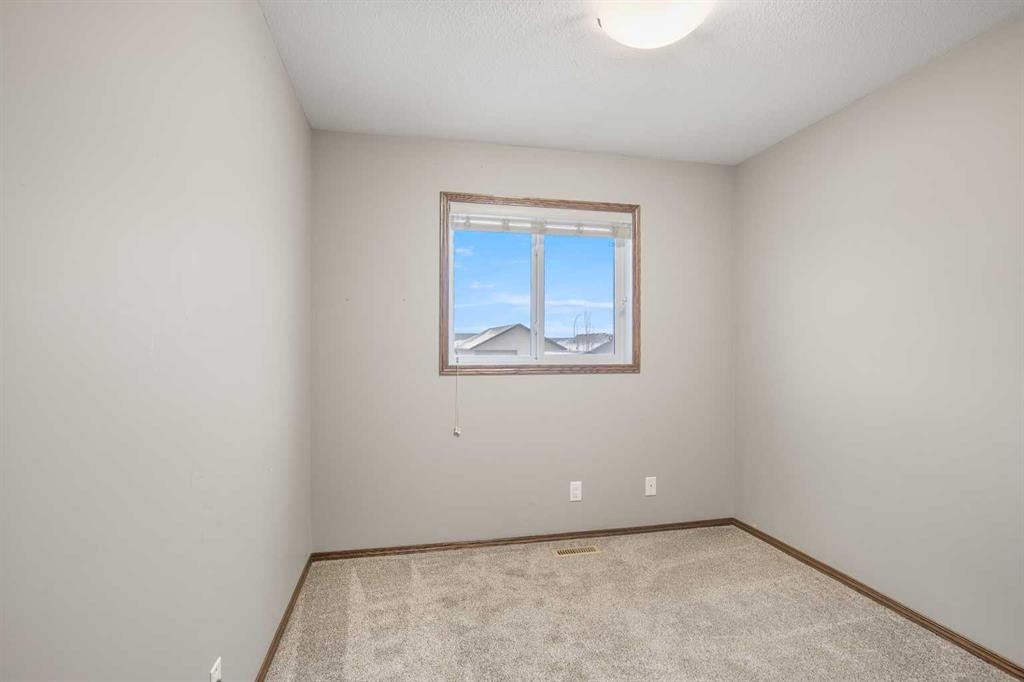 13 Crimson Court, Blackfalds, AB - Indoor Photo Showing Other Room