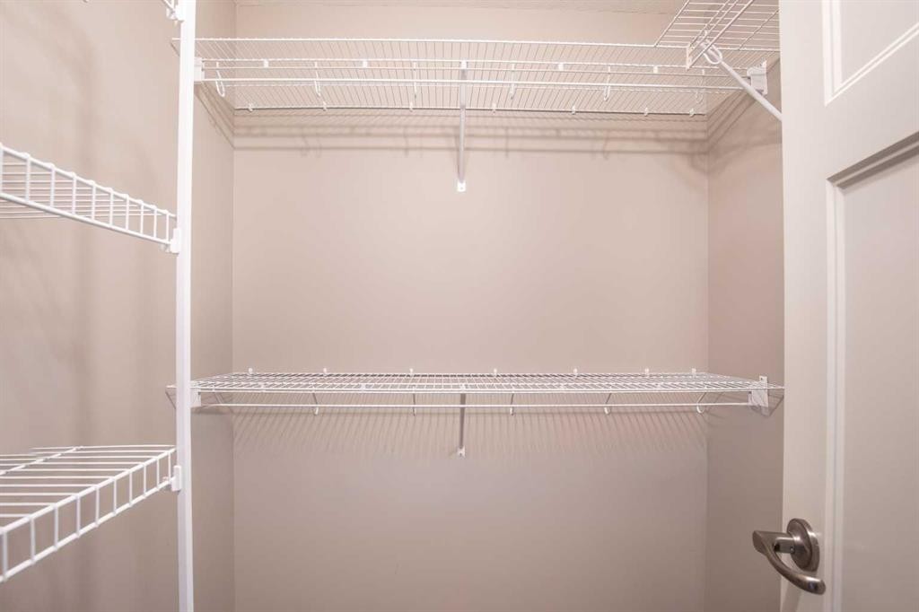 13 Crimson Court, Blackfalds, AB - Indoor With Storage