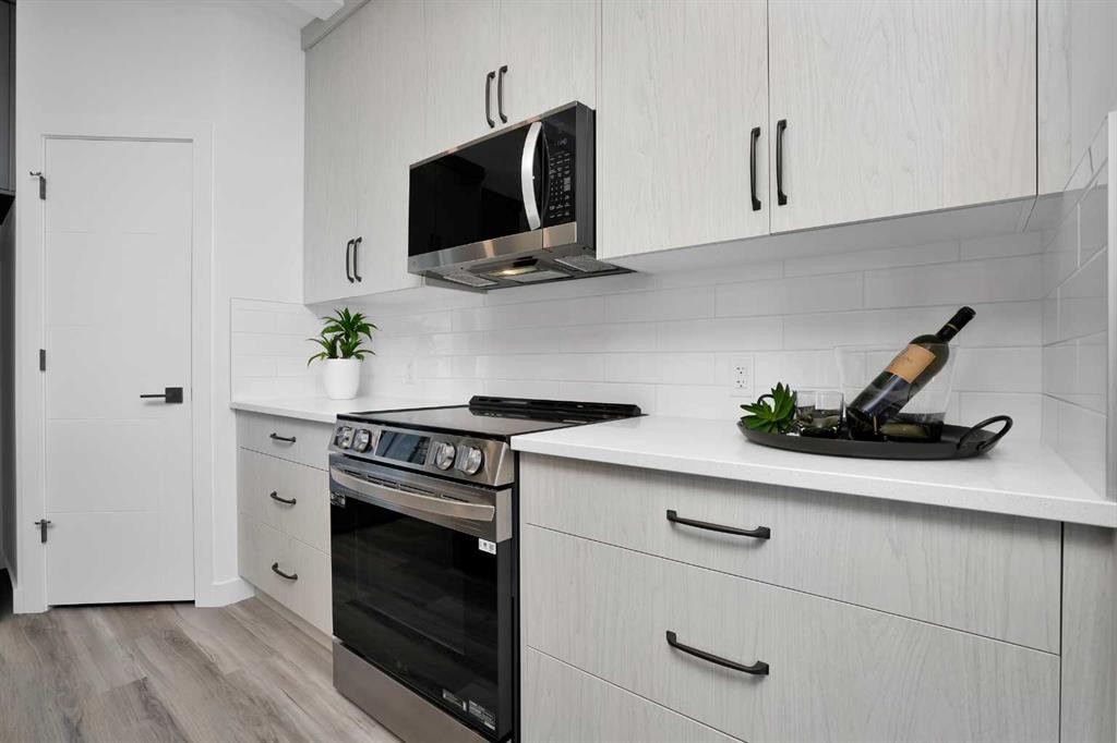18 Palmer Circle, Blackfalds, AB - Indoor Photo Showing Kitchen