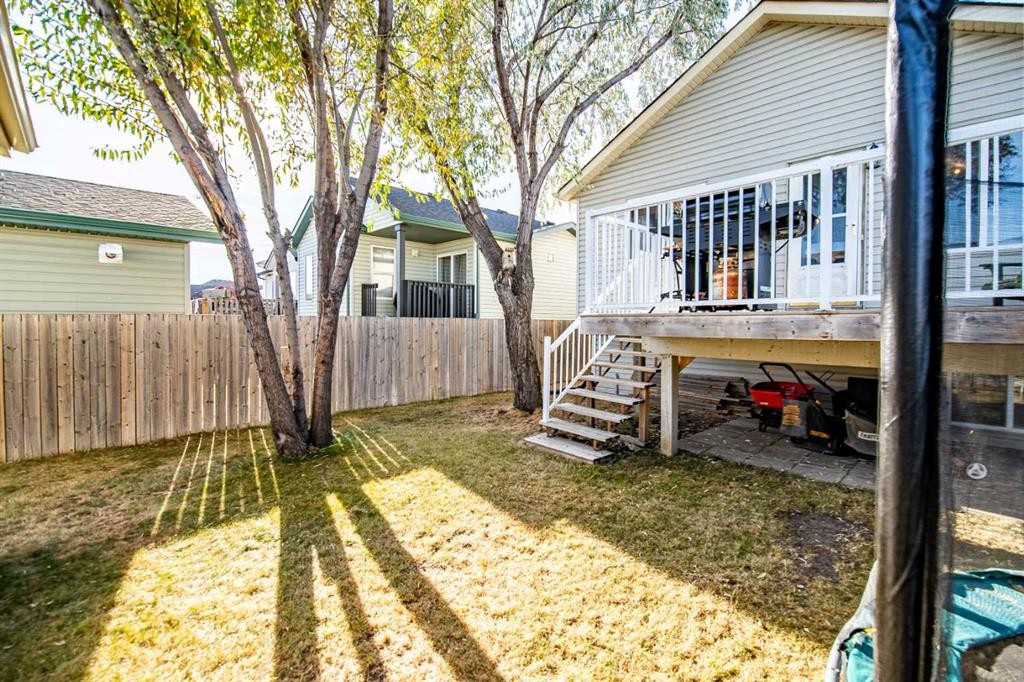 27 Jacobs Close, Red Deer, AB - Outdoor With Deck Patio Veranda