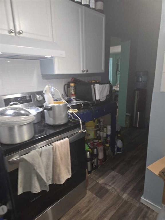 4513 44 Street, Castor, AB - Indoor