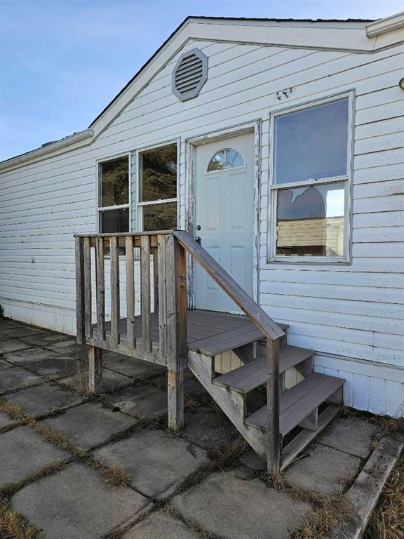 60 Parkland Acres, Lacombe, AB