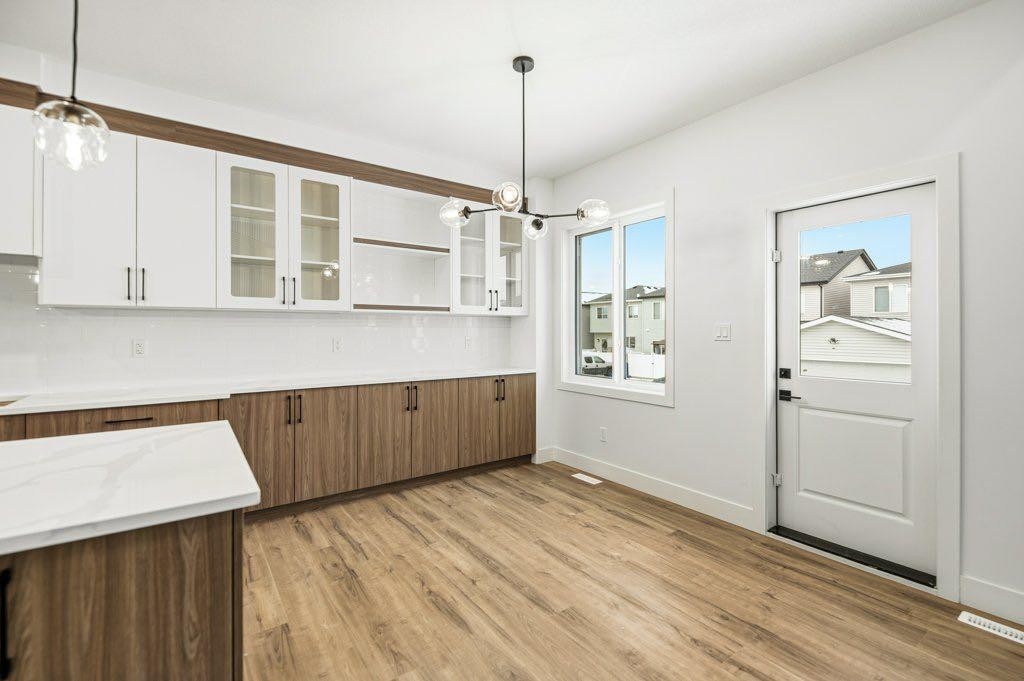 83 Linden Place, Rural Red Deer County, AB - Indoor