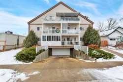 204-4612 50 Avenue Innisfail, AB T4G 1M9