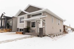 192 Cedar Square Blackfalds, AB T4M 0A4