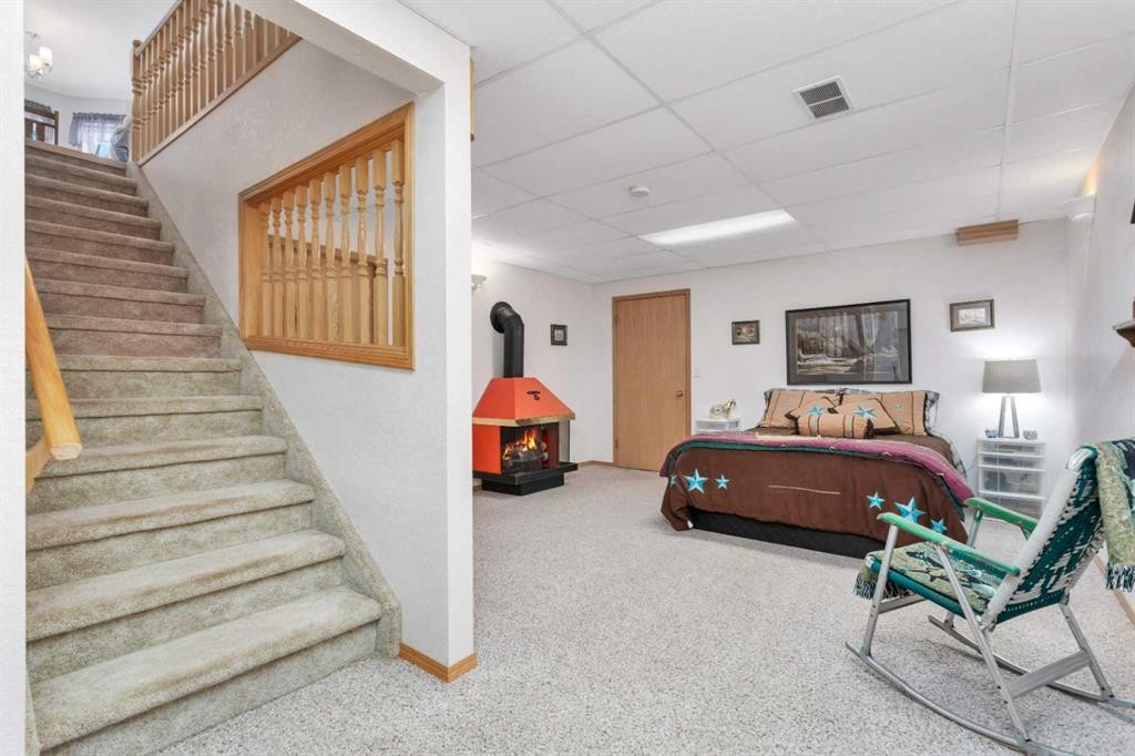 5233 45 Avenue, Rimbey, AB - Indoor