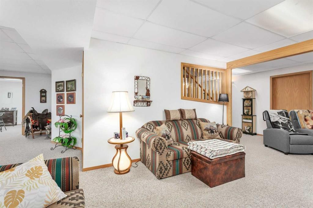 5233 45 Avenue, Rimbey, AB - Indoor Photo Showing Living Room
