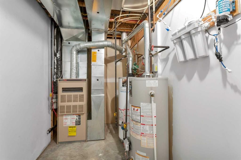 5233 45 Avenue, Rimbey, AB - Indoor Photo Showing Basement