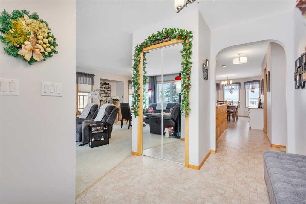 5233 45 Avenue, Rimbey, AB - Indoor Photo Showing Other Room