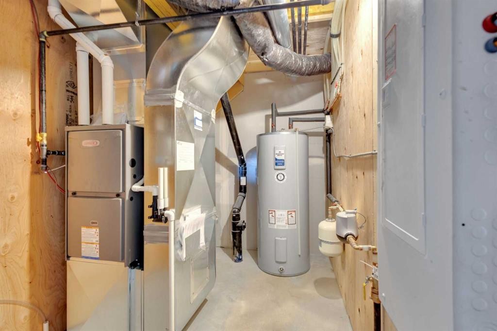 6 Anna Close, Blackfalds, AB - Indoor Photo Showing Basement