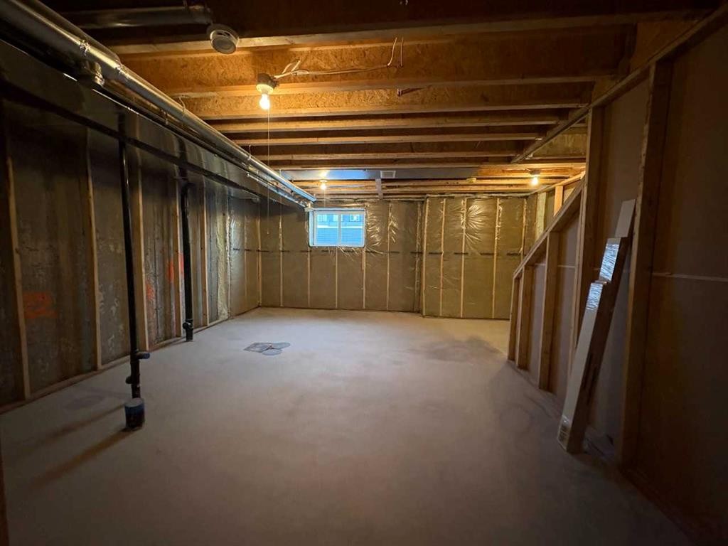 3586 Chestermere Boulevard, Chestermere, AB - Indoor Photo Showing Basement
