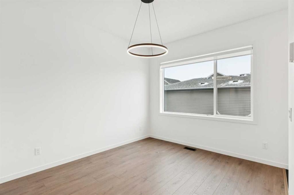 3586 Chestermere Boulevard, Chestermere, AB - Indoor Photo Showing Other Room