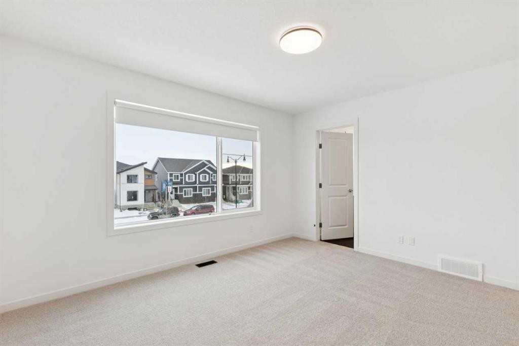 3586 Chestermere Boulevard, Chestermere, AB - Indoor Photo Showing Other Room