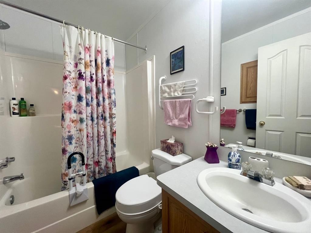 418-37543 England Way, Rural Red Deer County, AB