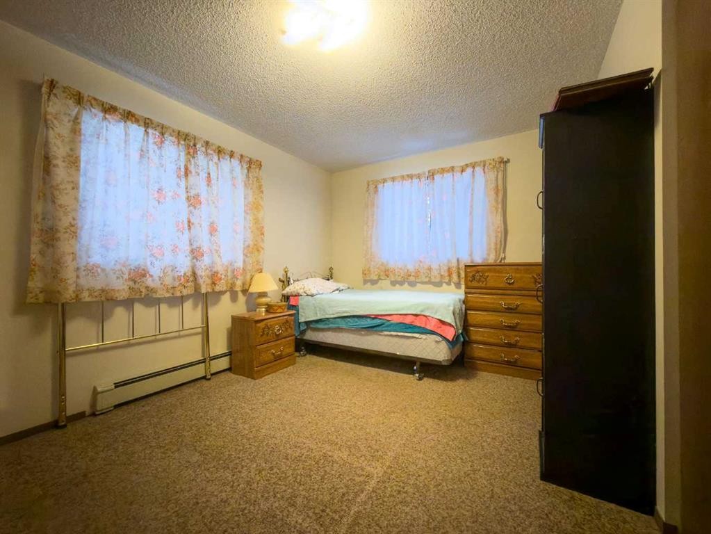 412054 Range Road 6-2, Rural Clearwater County, AB - Indoor Photo Showing Bedroom