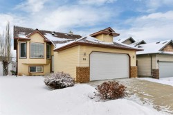 114 Old Boomer Road Sylvan Lake, AB T4S 2J1