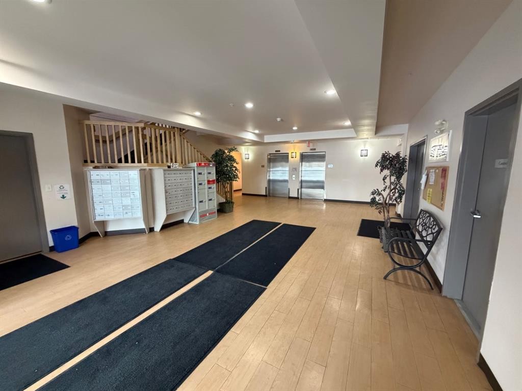 219-80A Kelloway Crescent, Red Deer, AB - Indoor Photo Showing Other Room