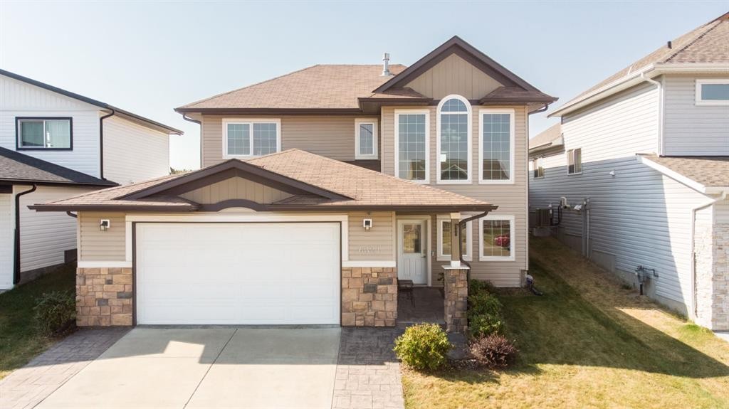 6321 58 Avenue, Innisfail, AB - Outdoor