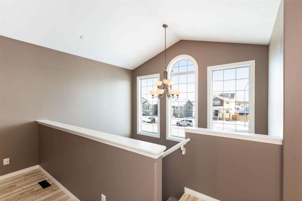 6321 58 Avenue, Innisfail, AB - Indoor Photo Showing Other Room