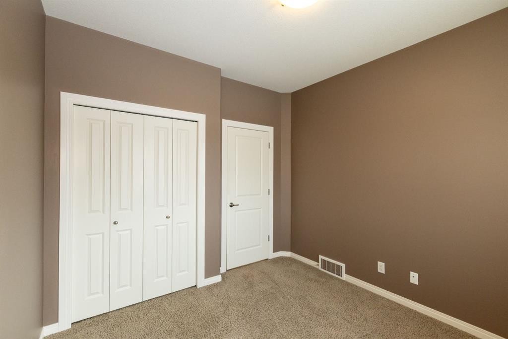 6321 58 Avenue, Innisfail, AB - Indoor