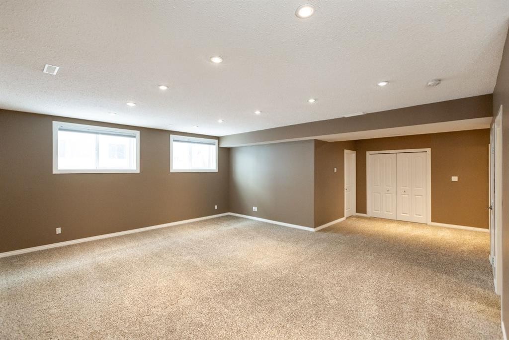 6321 58 Avenue, Innisfail, AB - Indoor