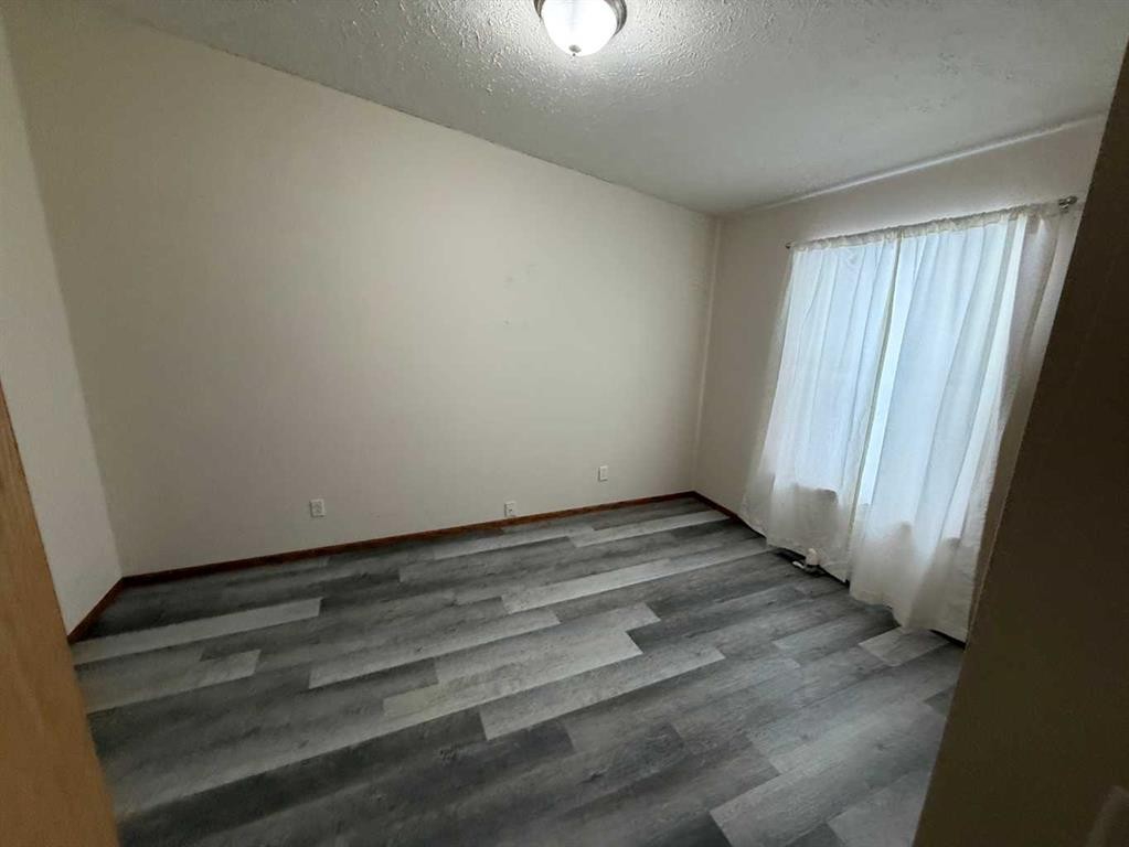 23 Cherry Lane Se, Three Hills, AB - Indoor Photo Showing Other Room
