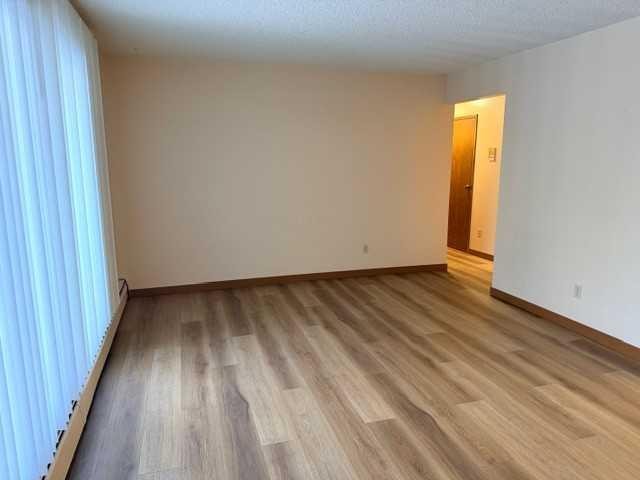 203A-4714 55 Street, Red Deer, AB - Indoor Photo Showing Other Room