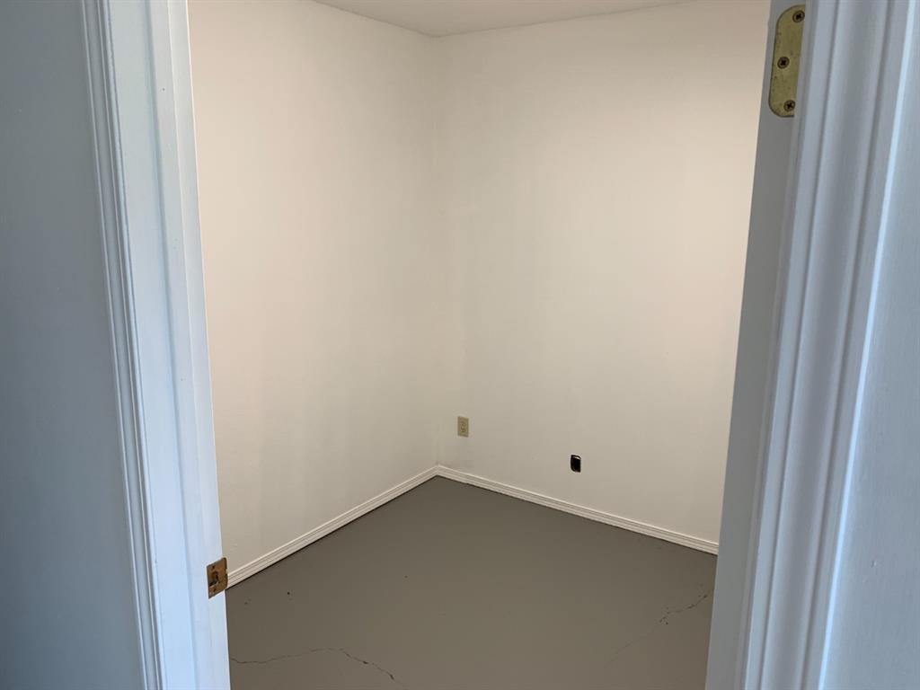 Bay #1 & 2-4000 Landry Avenue, Rural Red Deer County, AB