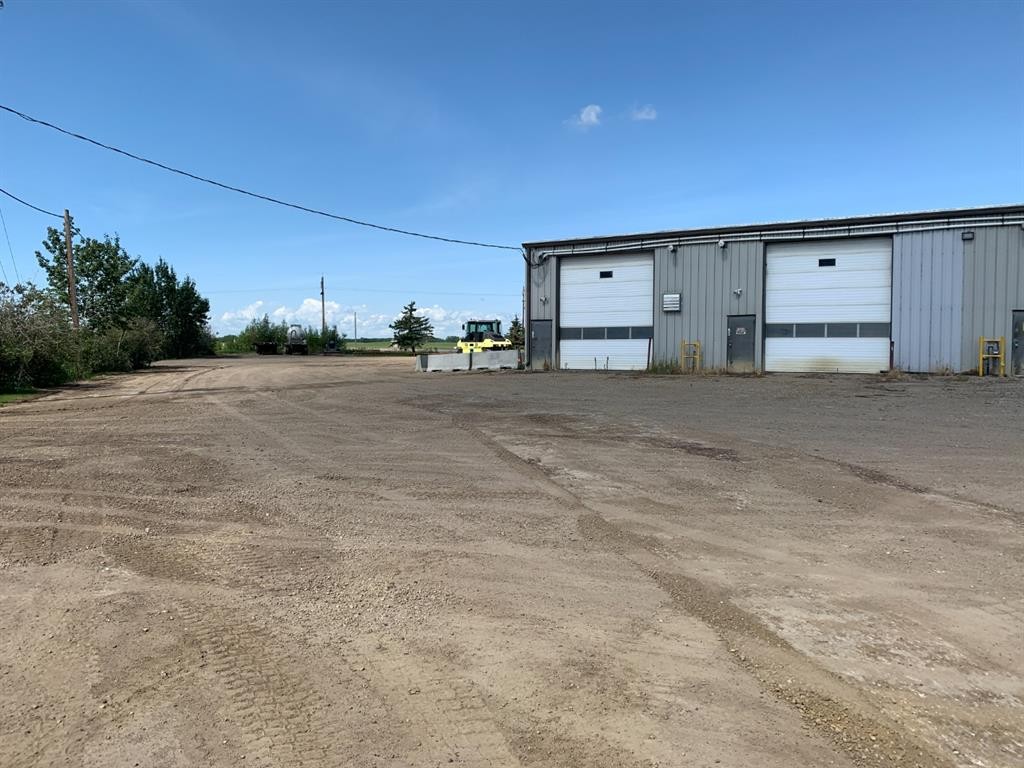 Bay #1 & 2-4000 Landry Avenue, Rural Red Deer County, AB