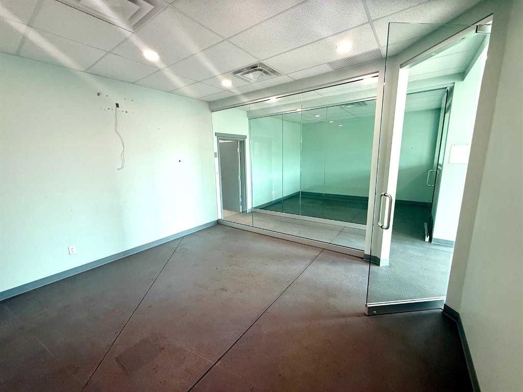 375-7700 76 Street Close, Red Deer, AB