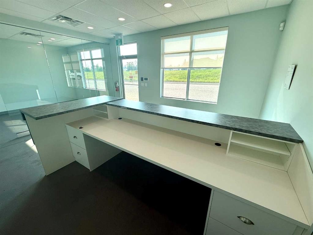 375-7700 76 Street Close, Red Deer, AB