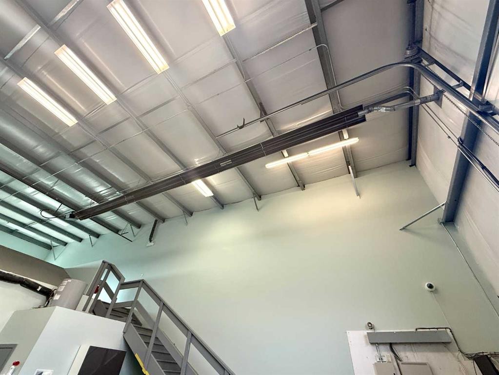 375-7700 76 Street Close, Red Deer, AB