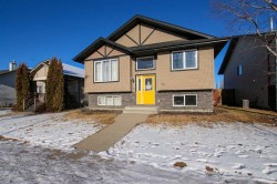 72 Ironstone Drive Red Deer, AB T4R 0C1