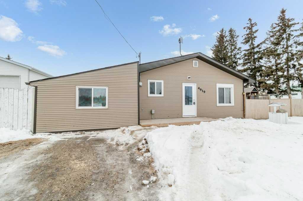 4919 50 Avenue, Morningside, AB - Outdoor