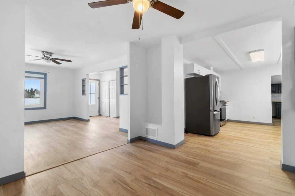 4919 50 Avenue, Morningside, AB - Indoor