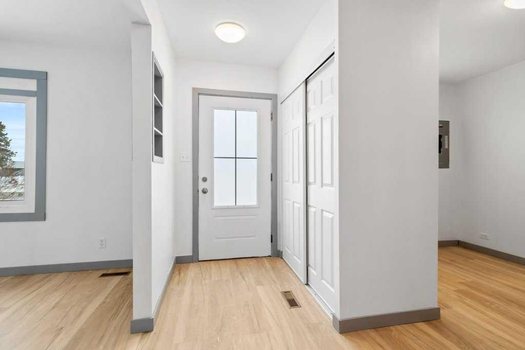 4919 50 Avenue, Morningside, AB - Indoor Photo Showing Other Room