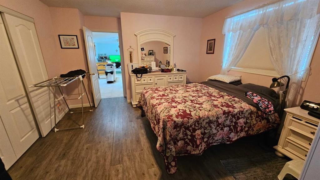 4467 Park Crescent, Coronation, AB - Indoor Photo Showing Bedroom