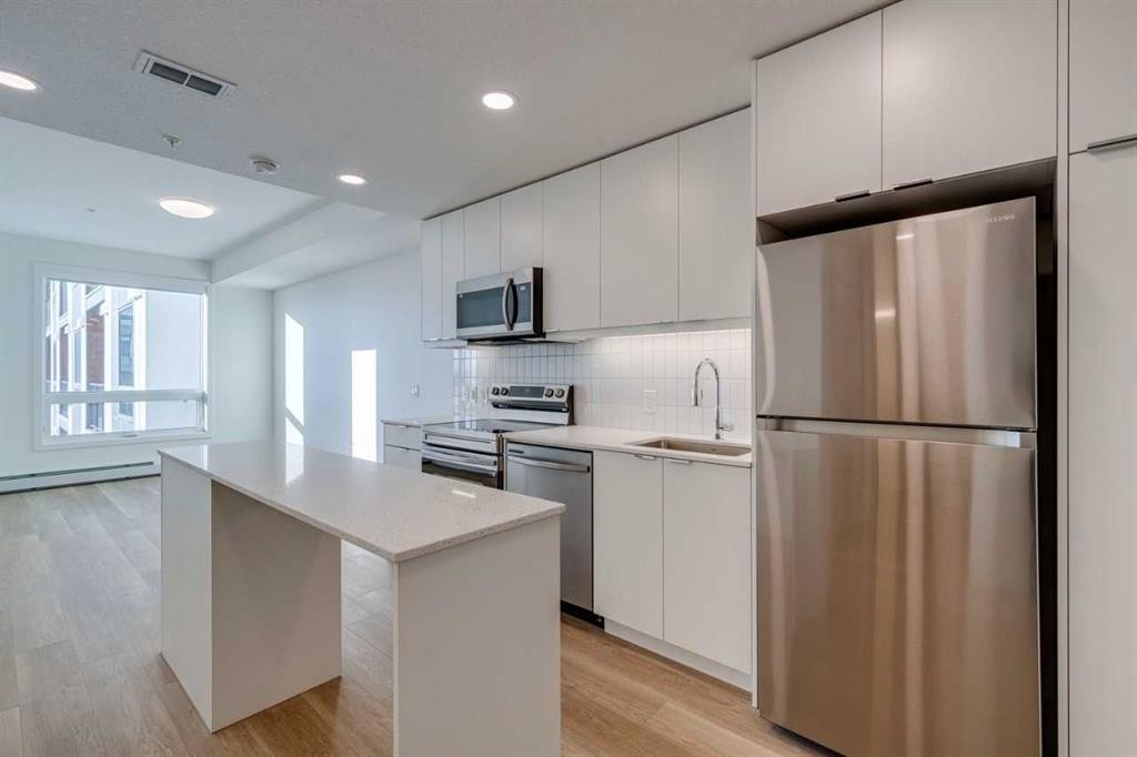 3516-8500 19 Avenue, Calgary, AB - Indoor Photo Showing Kitchen