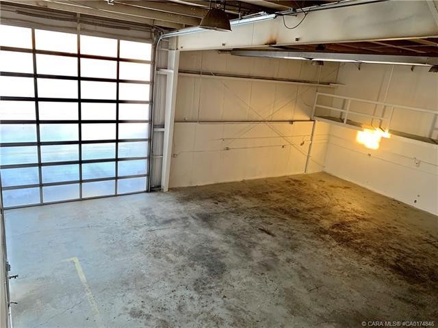 A-B-4008 Landry Avenue, Rural Red Deer County, AB