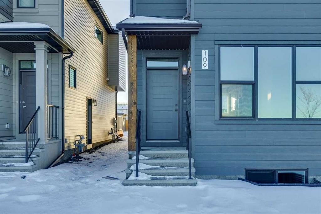 109 Silverton Glen Way Sw, Calgary, AB - Outdoor