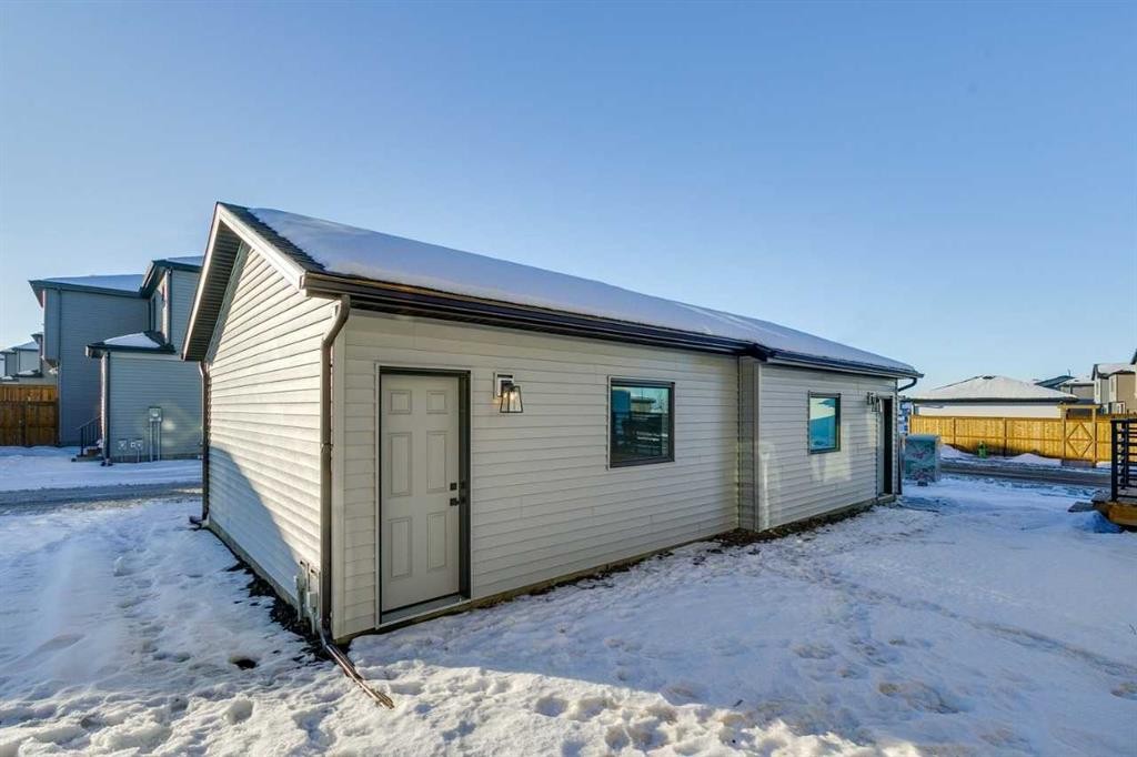 109 Silverton Glen Way Sw, Calgary, AB - Outdoor With Exterior