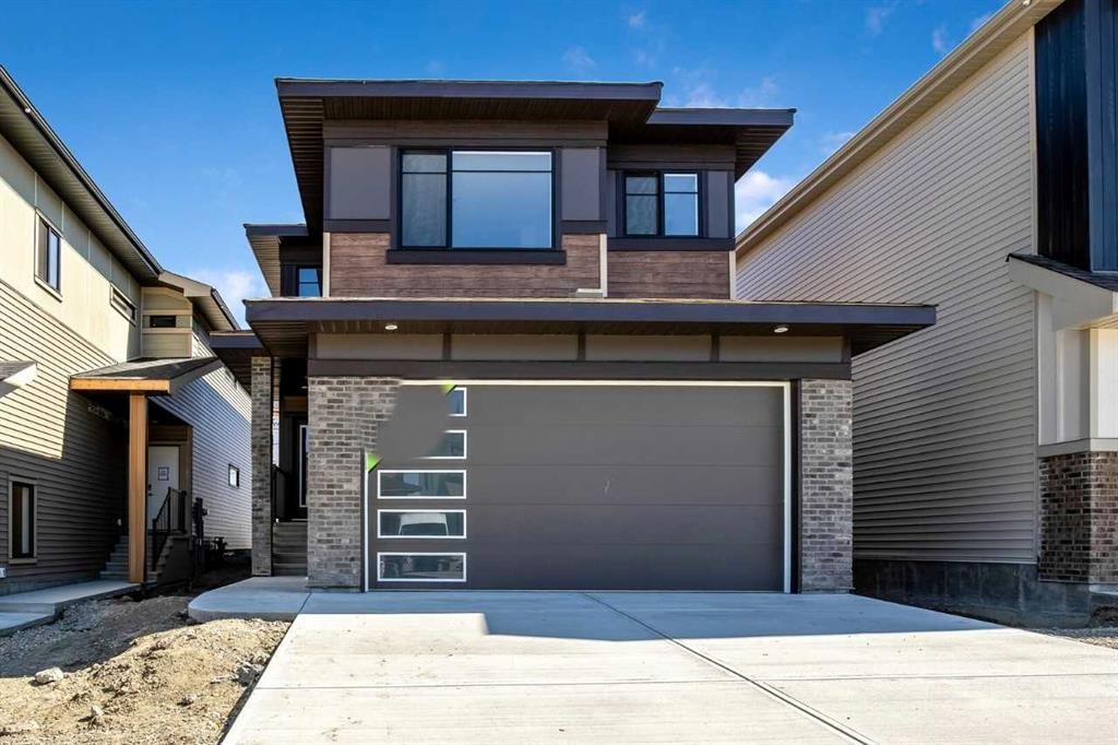 11 Heritage Link, Cochrane, AB - Outdoor