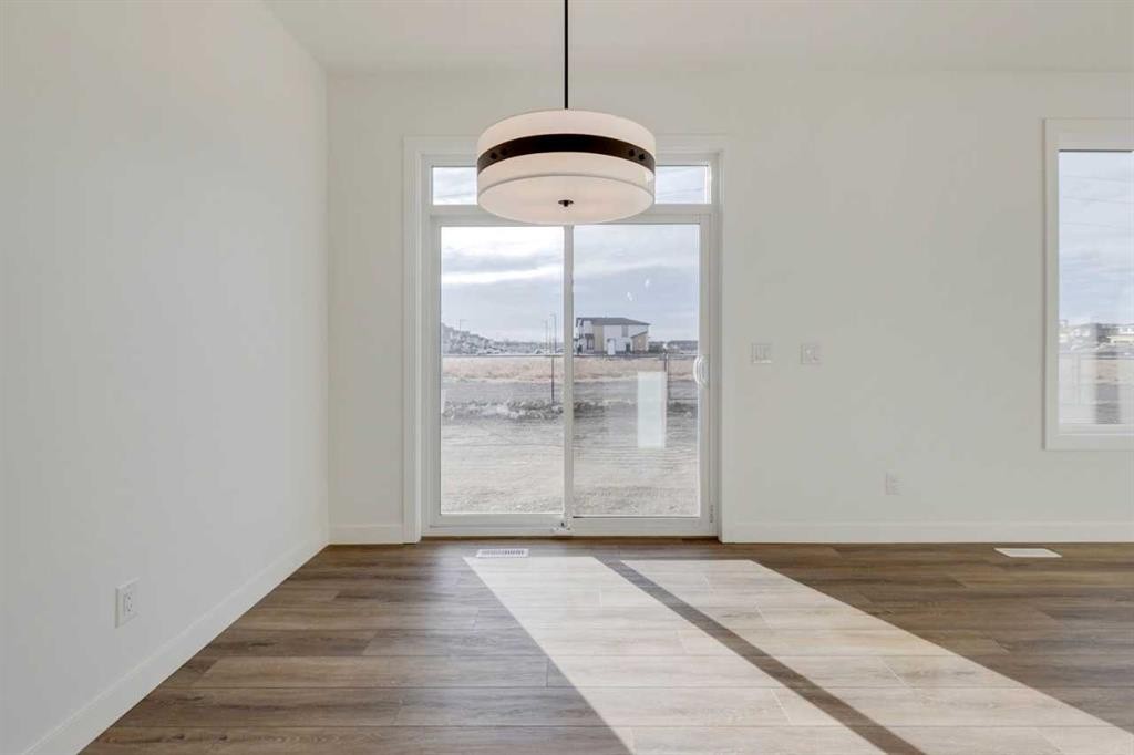 307 Dawson Dock Way, Chestermere, AB - Indoor Photo Showing Other Room