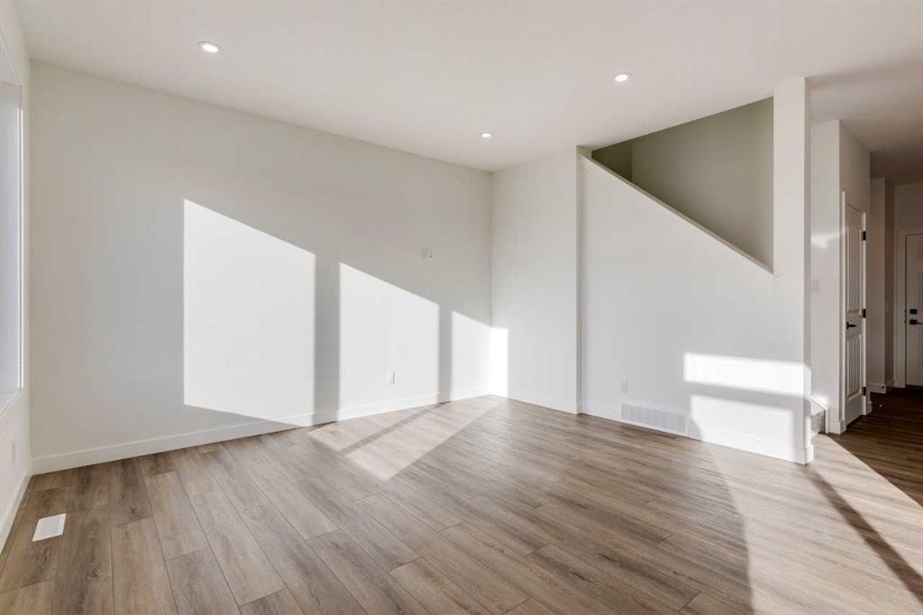 307 Dawson Dock Way, Chestermere, AB - Indoor Photo Showing Other Room