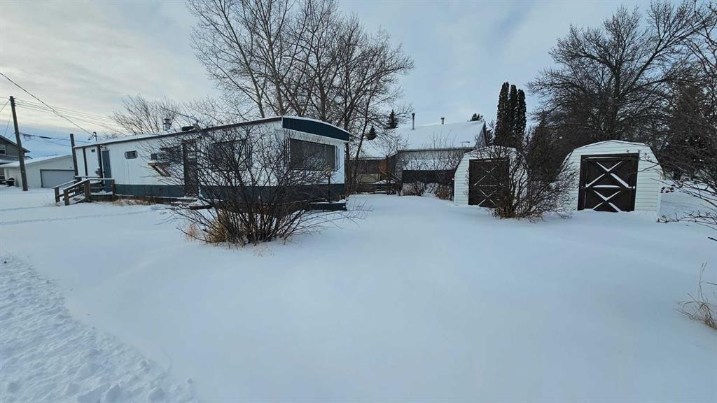 102 1 Avenue, Alliance, AB - Outdoor