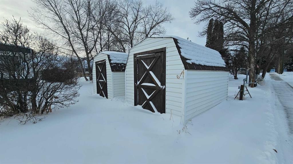 102 1 Avenue, Alliance, AB - Outdoor
