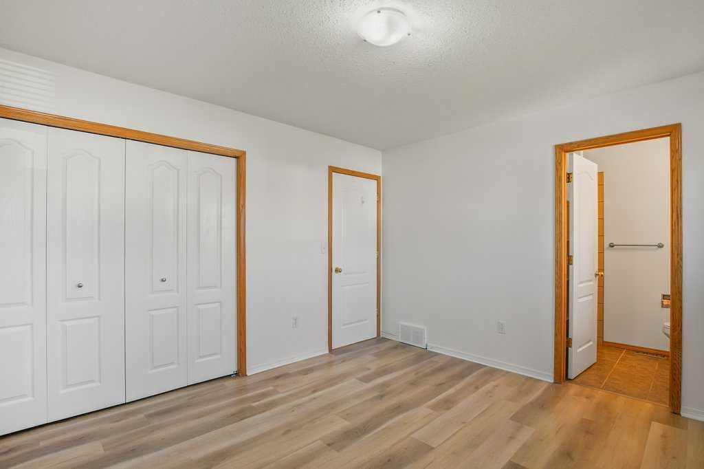 52 Harper Drive, Sylvan Lake, AB - Indoor Photo Showing Other Room