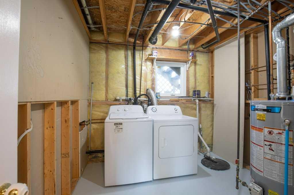 52 Harper Drive, Sylvan Lake, AB - Indoor Photo Showing Other Room