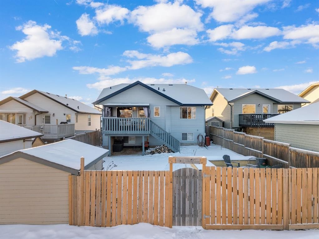 10 Wilkinson Circle, Sylvan Lake, AB - Outdoor With Deck Patio Veranda
